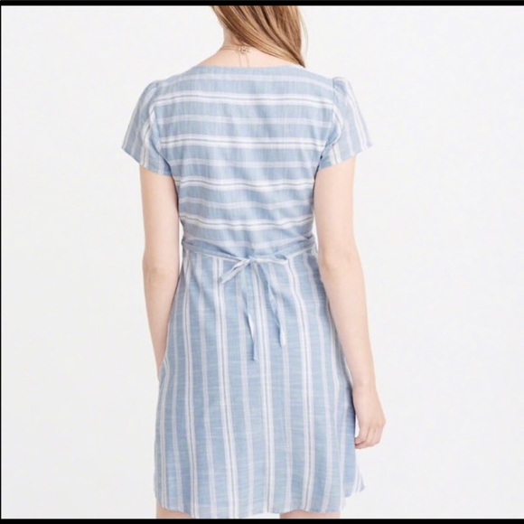 Abercrombie & Fitch front knot, button down dress - Picture 1 of 7